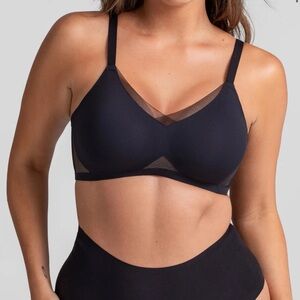 Honeylove Liftwear Crossover Bra in Runway
